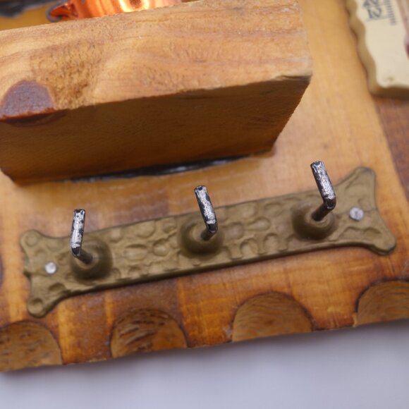 Wall Mounted Three Key Holder with Mini Wind Chimes and Thermometer - Picture 5 of 14